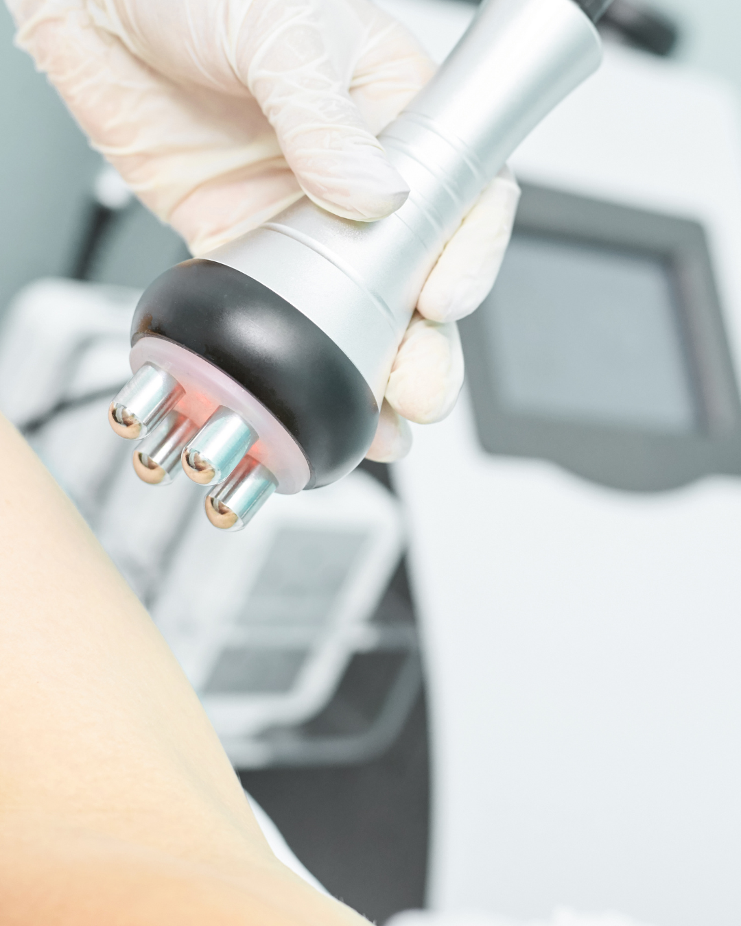 Ultrasonic cavitation contouring session | Blaque Sigma studio